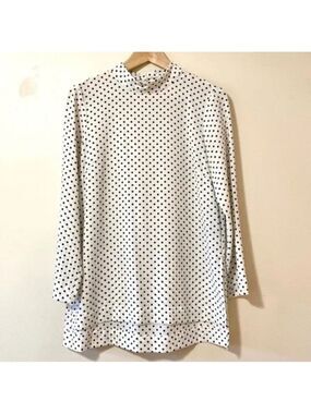 H&M Mock Neck Minimalist Polka Dot Blouse, Flowy Long length Side Slits sz 4